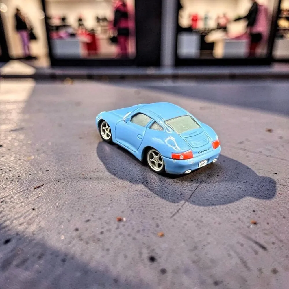 Disney Pixar Sally Carrera Porsche 911 Diecast Car 1/55 Scale A70
